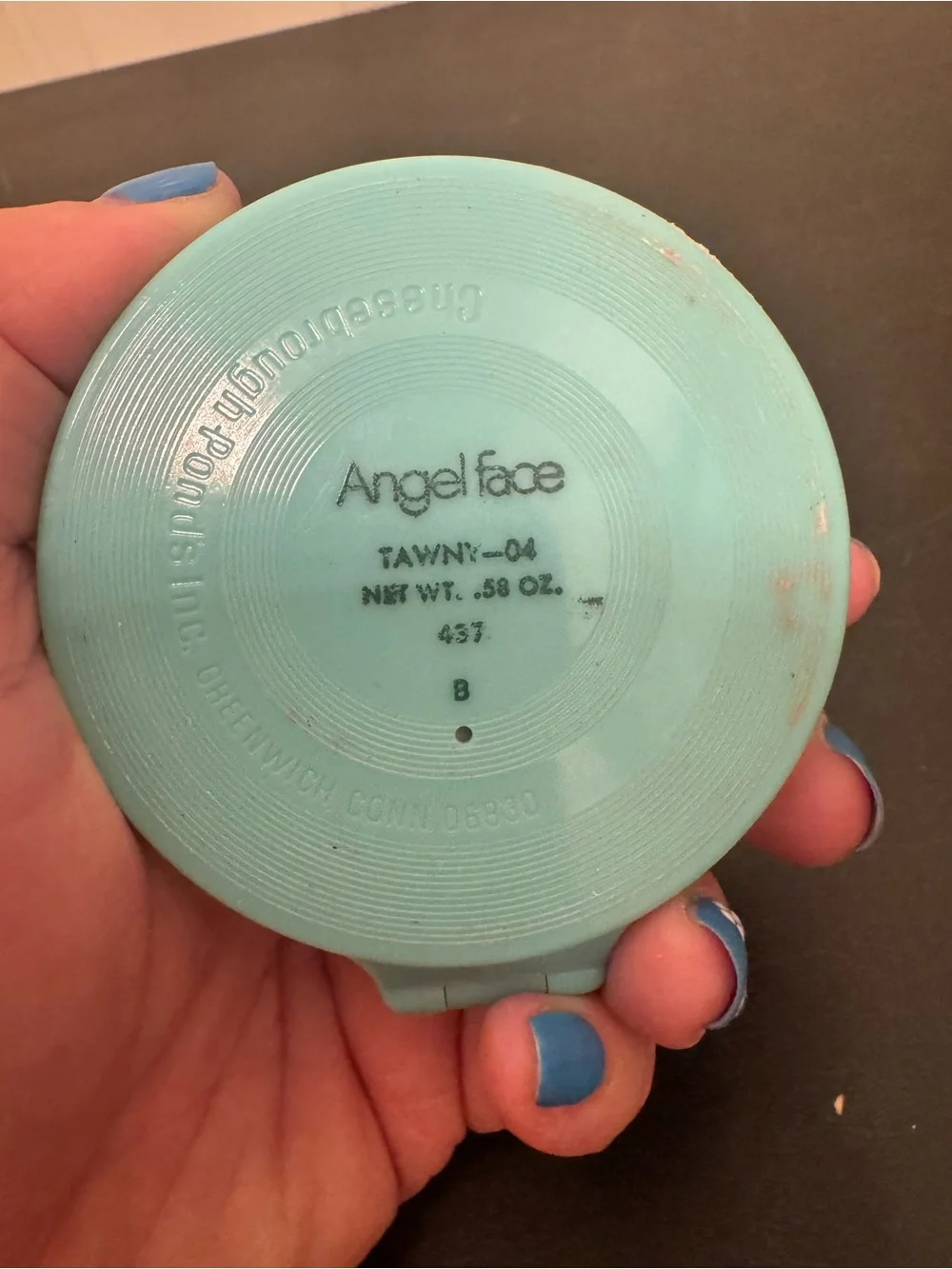 Vintage Angel Face Ponds Pressed Powder Compact And Puff Tawny 04